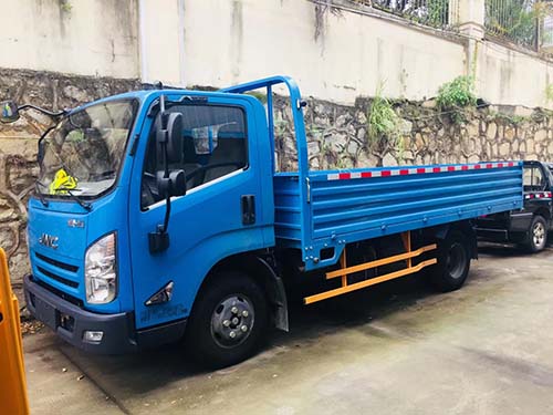 江铃凯运2.3米平板整车